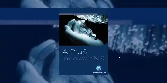 Page de couverture de la brochure commerciale du FCPI A Plus Innovation 9 de couleur bleue avec en premier plan une main tenant une ampoule