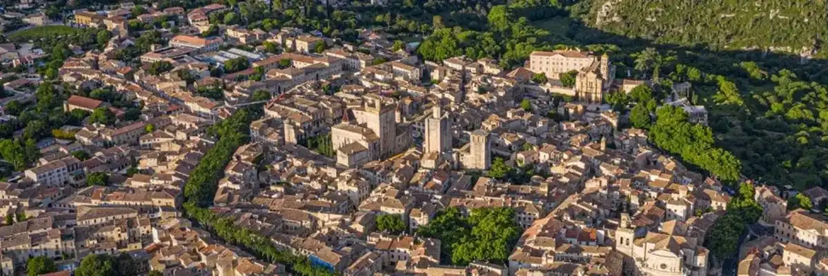 30 - Uzès - Libération